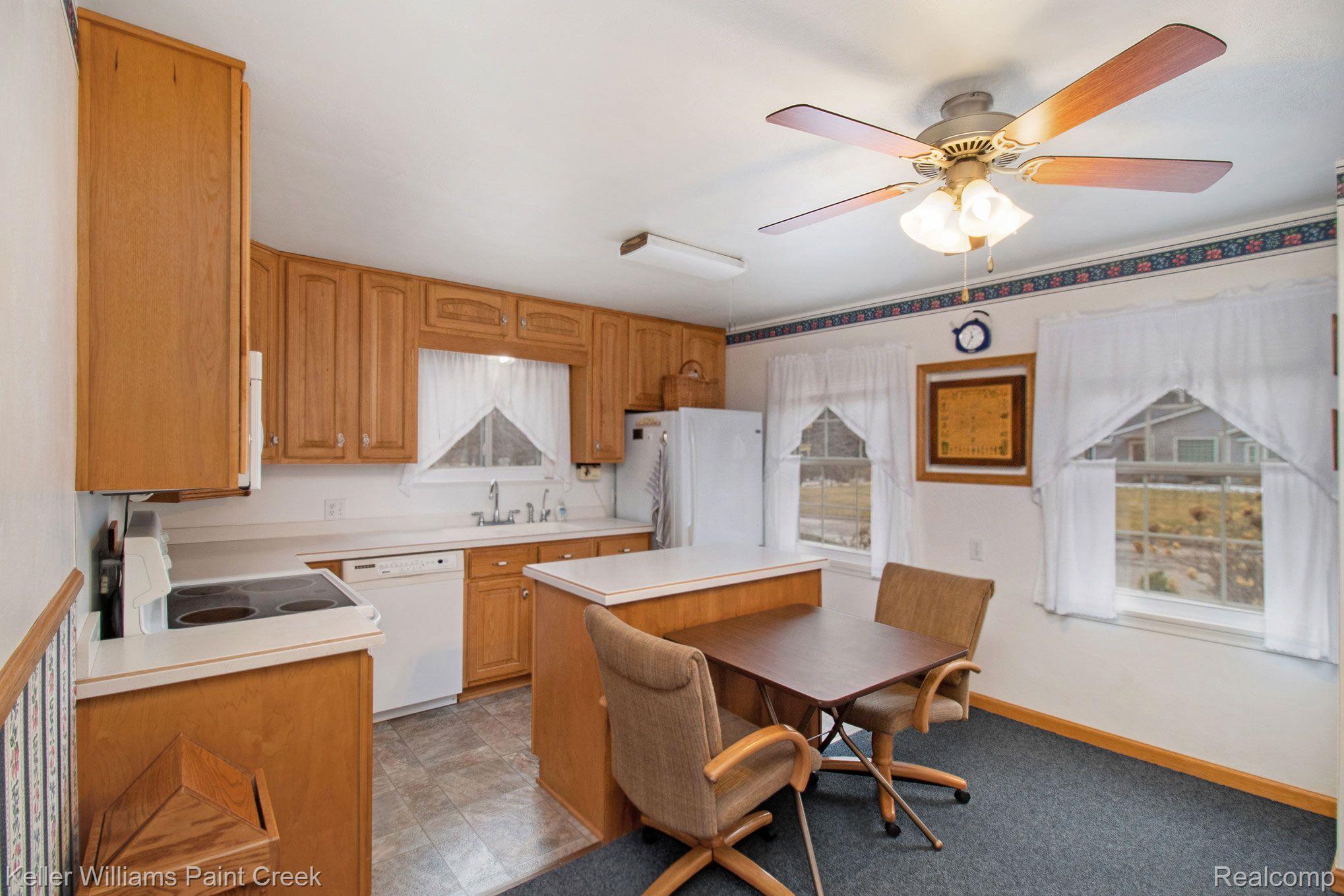 192 Bradley Street Romeo, MI 48065 - Photo 5 of 26