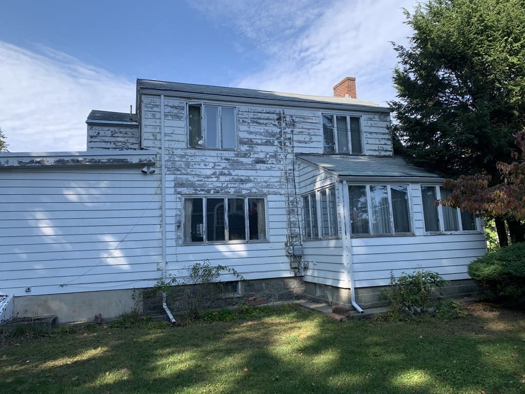 63 Florence Road Lowell, MA 01851 - Photo 4 of 42 Gallery Image 4