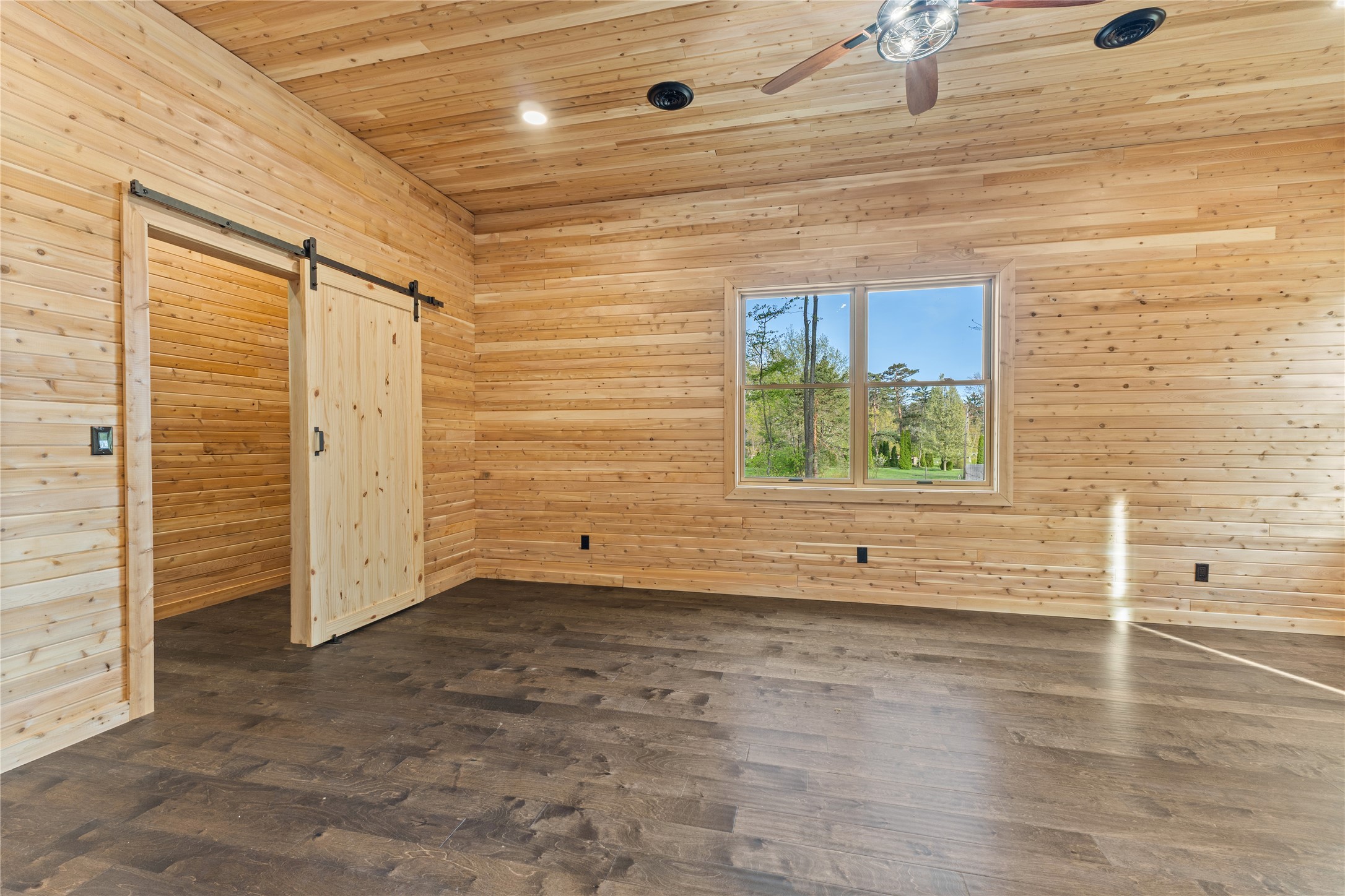8498 East Lake Road Erie, PA 16511 - Photo 31 of 37 Gallery Image 31