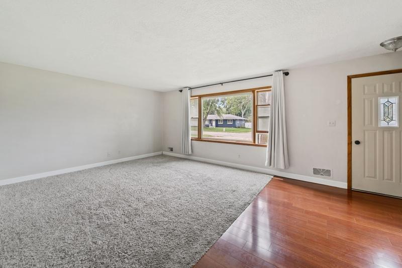 237 Motel Avenue Red Wing, MN 55066 - Photo 2 of 10