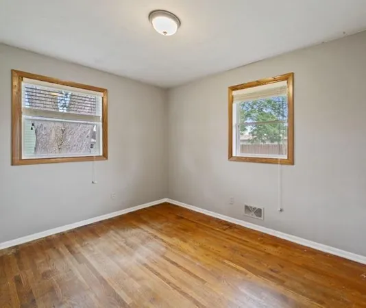 $1,995 | 237 Motel Avenue, Red Wing, MN 55066