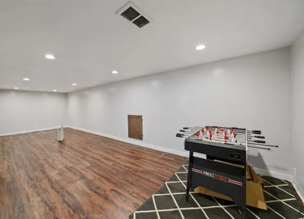 $1,995 | 237 Motel Avenue, Red Wing, MN 55066