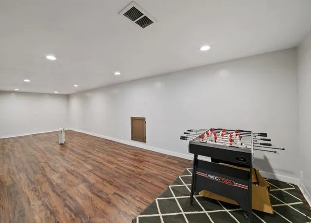 $1,995 | 237 Motel Avenue, Red Wing, MN 55066