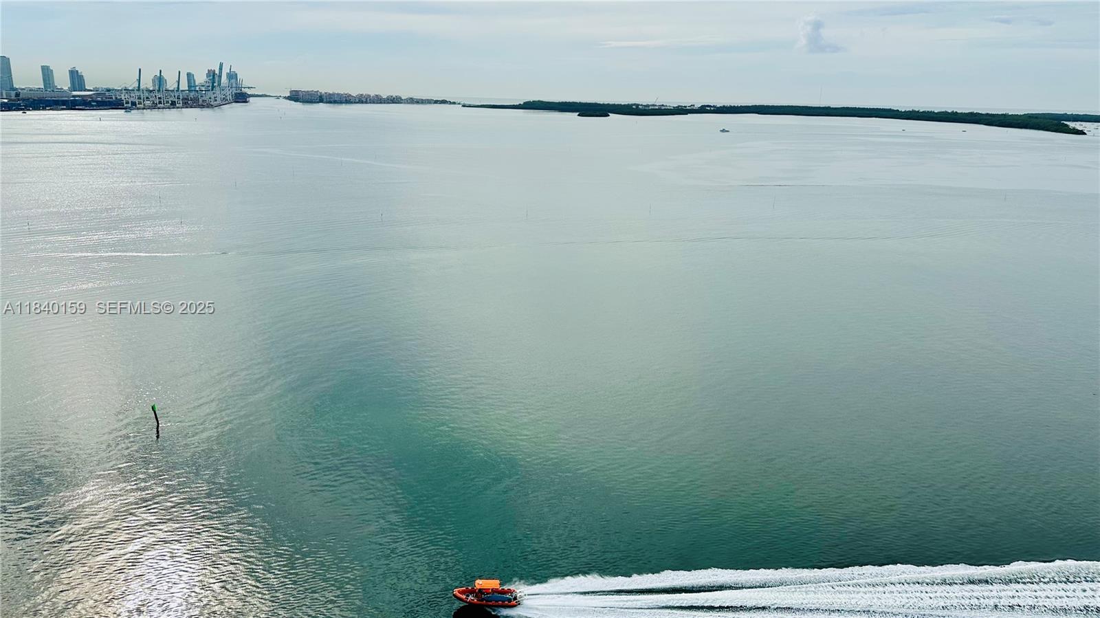 800 Claughton Island Drive, Unit 1903 Miami, FL 33131 - Photo 21 of 34 a view of bathroom shower