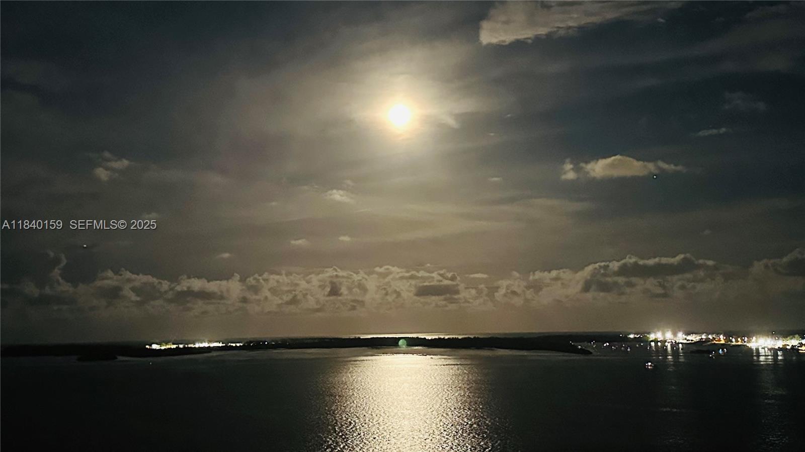 800 Claughton Island Drive, Unit 1903 Miami, FL 33131 - Photo 22 of 34 a view of water heater