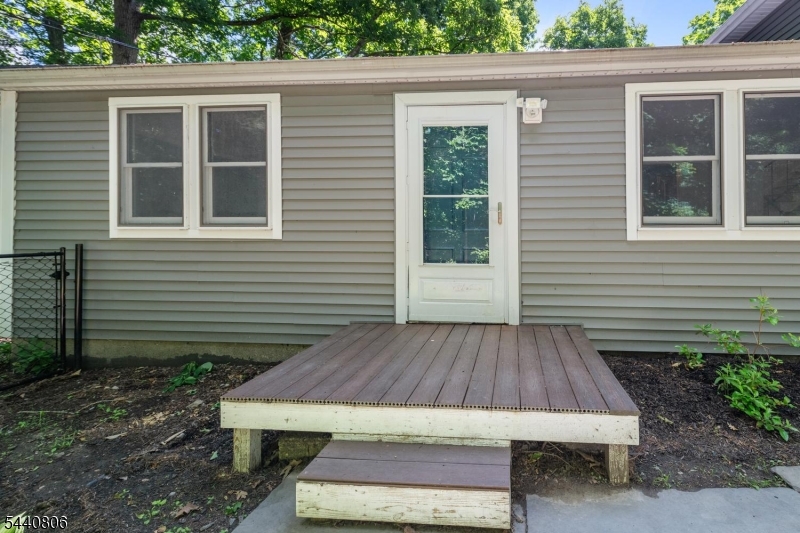 14 Maine Road West Milford, NJ 07421 - Photo 4 of 27