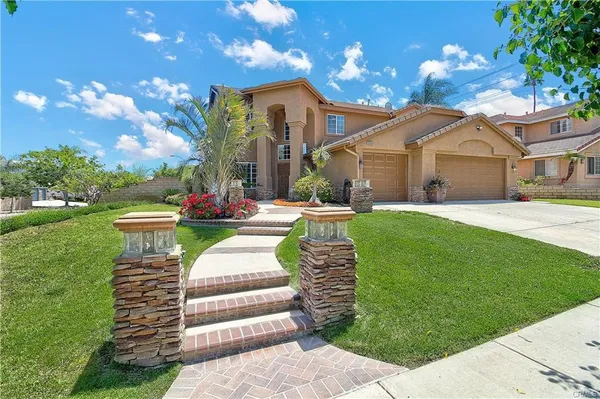 $899,900 | 3065 South Buena Vista Avenue, Corona, CA 92882