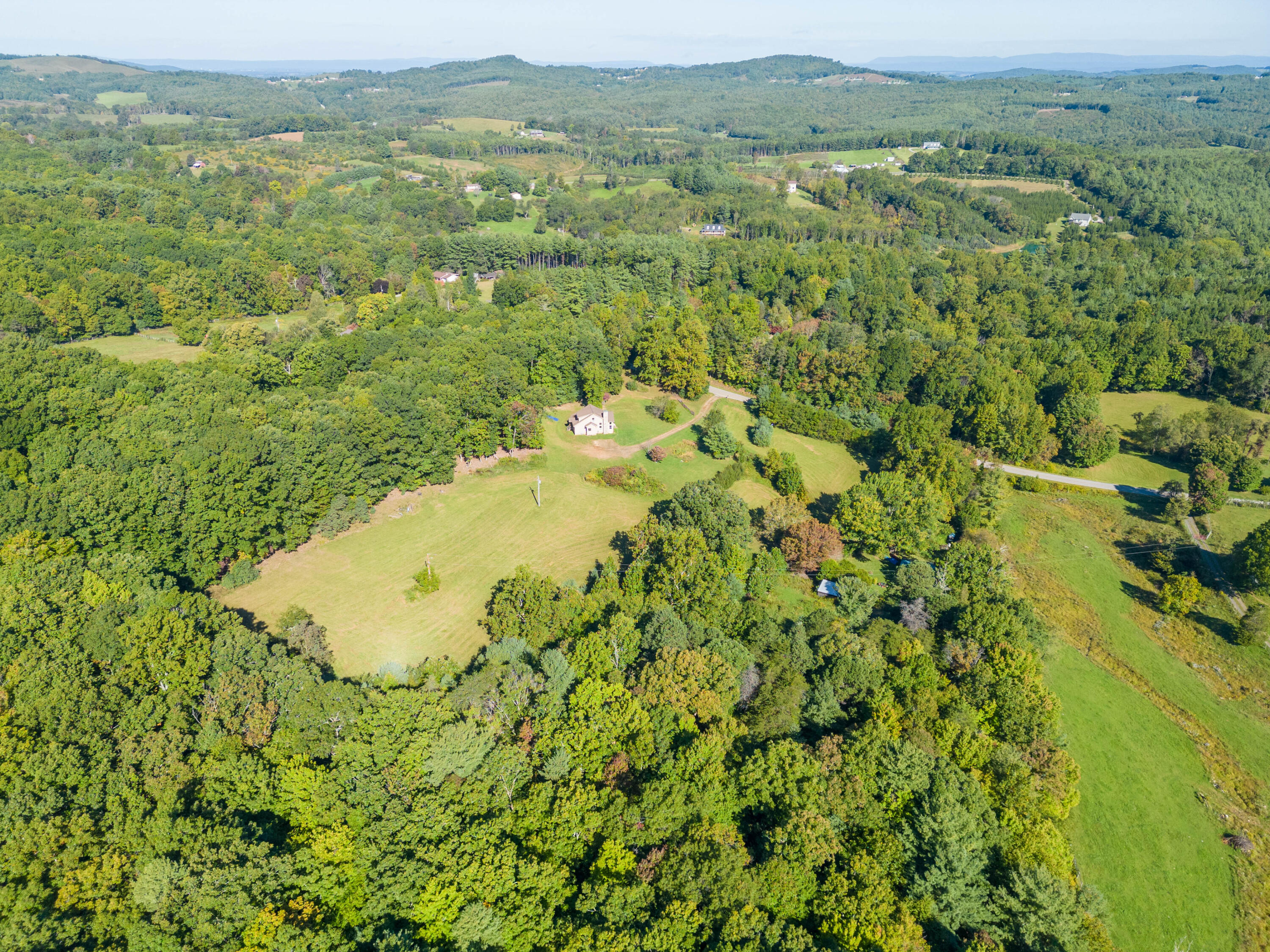 1352 Ridgeview Road Northwest Floyd, VA 24091 - Photo 7 of 65 floyd-7