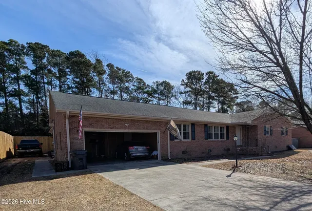 $552,900 | 5623 Woodridge Road, Wilmington, NC 28409