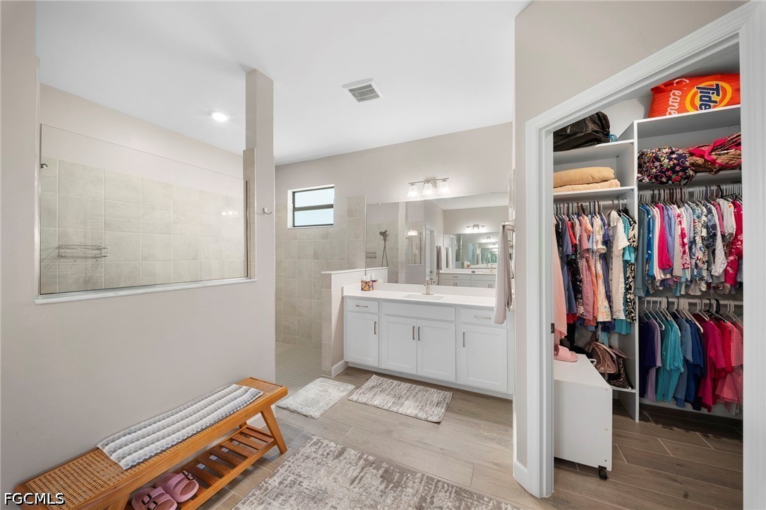 11319 Canopy Loop Fort Myers, FL 33913 - Photo 29 of 50 Gallery Image 29
