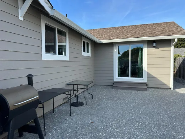 $669,000 | 131 Halsey Way, Fort Bragg, CA 95437