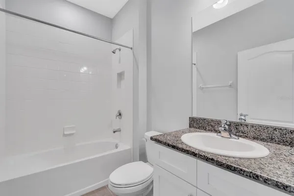 $2,795 | 13706 Woodbridge Terrace, Bradenton, FL 34211