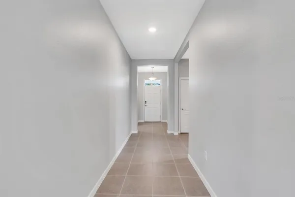 $2,795 | 13706 Woodbridge Terrace, Bradenton, FL 34211