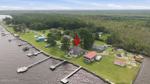 $575,000 | 78 Sunset Drive, Columbia, NC 27925