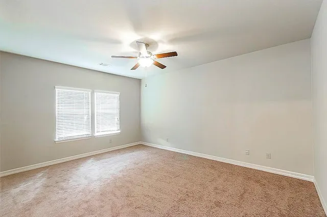 $1,799 | 64 Woodland Hills Drive, Unit B, Conroe, TX 77303