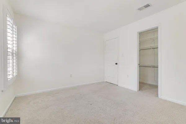 $1,175,000 | 714 Old Hunt Way, Herndon, VA 20170