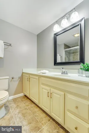 $1,175,000 | 714 Old Hunt Way, Herndon, VA 20170