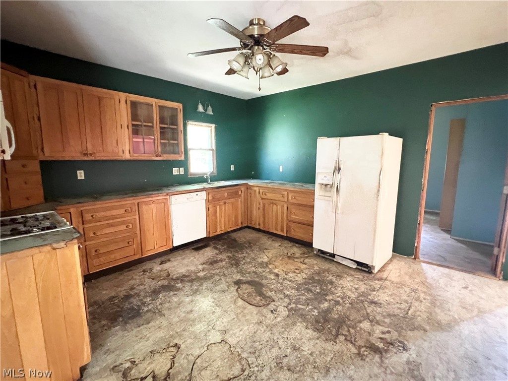 7307 Euclid Chardon Road Kirtland, OH 44094 - Photo 9 of 36
