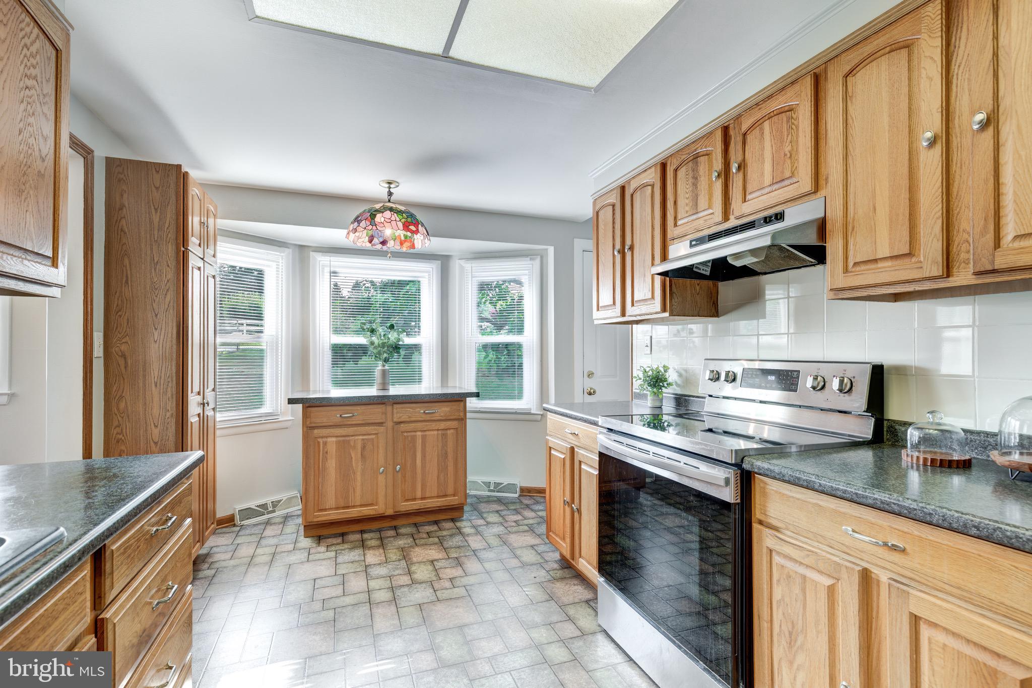 1560 Old Manchester Road Westminster, MD 21157 - Photo 11 of 61 Gallery Image 11