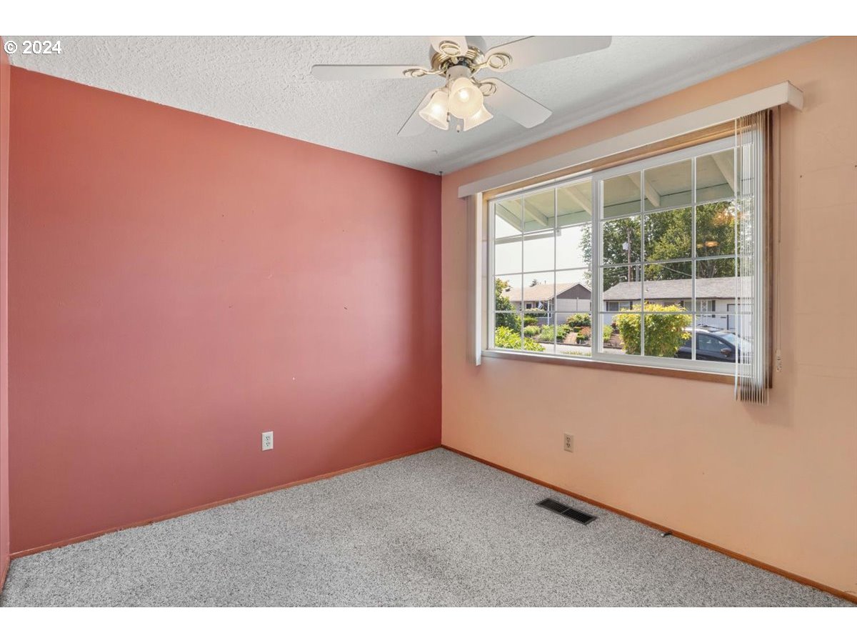 1510 Princeton Road Woodburn, OR 97071 - Photo 7 of 32 Gallery Image 7
