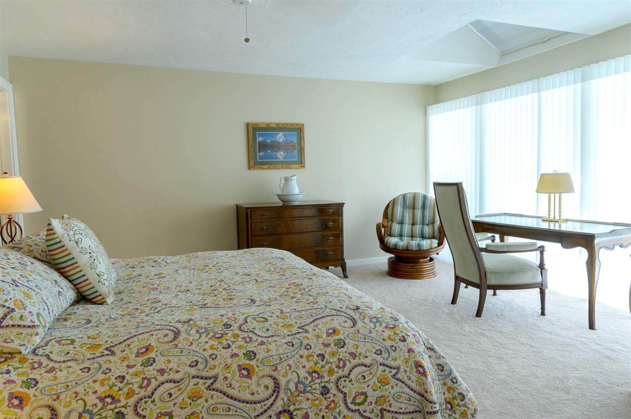 32 Topside Road, Unit 3 Moultonborough, NH 03254 - Photo 16 of 38 Gallery Image 16