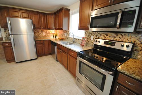 2500 Lincrest Road Joppa, MD 21085 - Photo 6 of 30 Kitchen