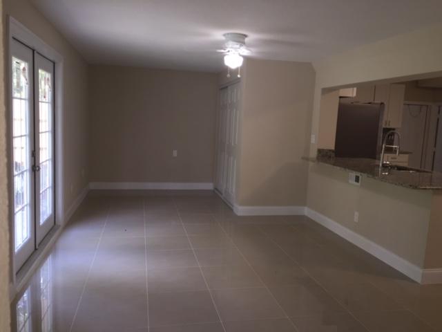 3592 Gull Road Palm Beach Gardens, FL 33410 - Photo 17 of 20 IMG_9563