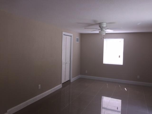 3592 Gull Road Palm Beach Gardens, FL 33410 - Photo 18 of 20 IMG_9565