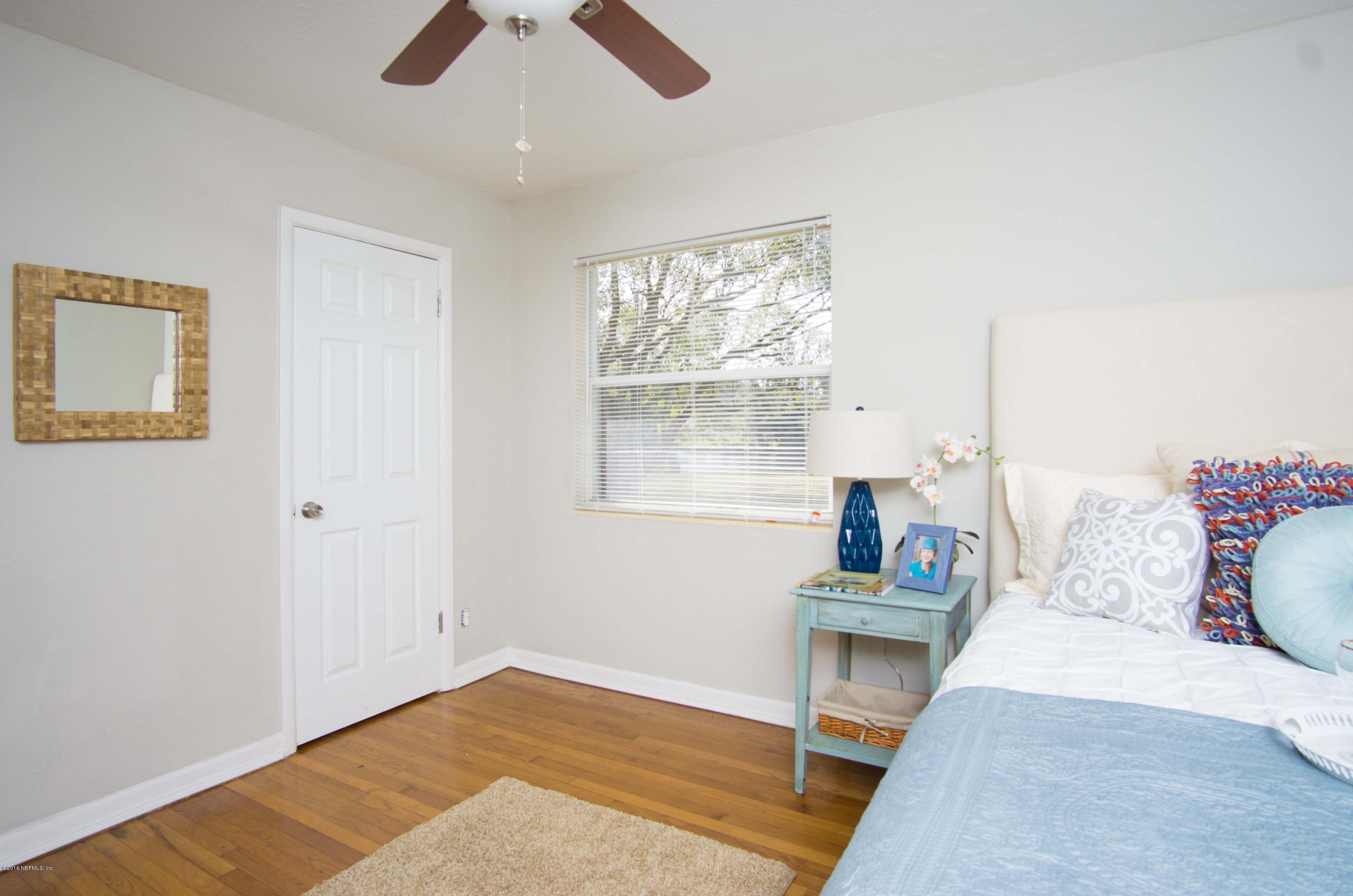 7540 Old Kings Road South Jacksonville, FL 32217 - Photo 13 of 22 13Master bedroom with water view