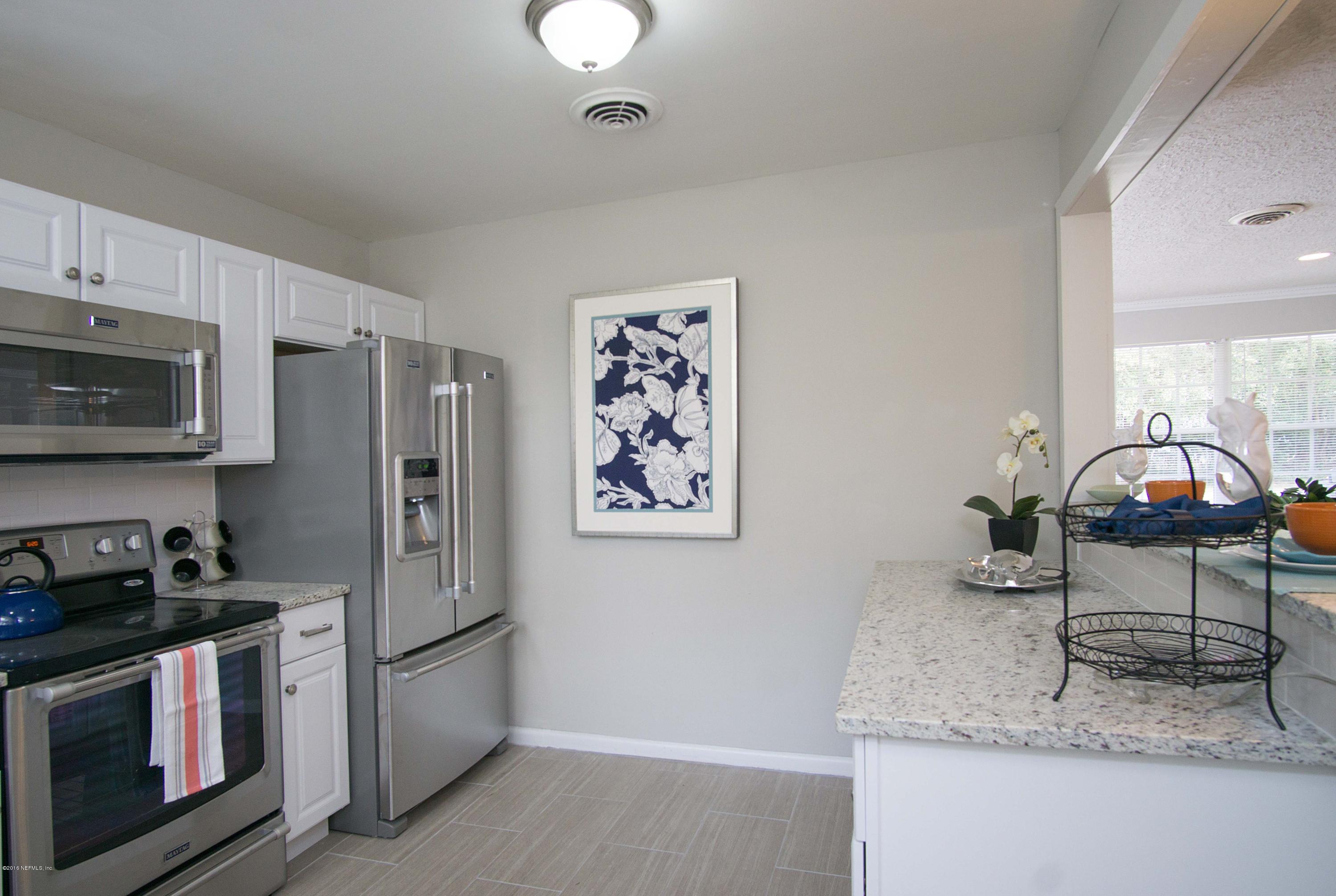 7540 Old Kings Road South Jacksonville, FL 32217 - Photo 7 of 22 7Kitchen