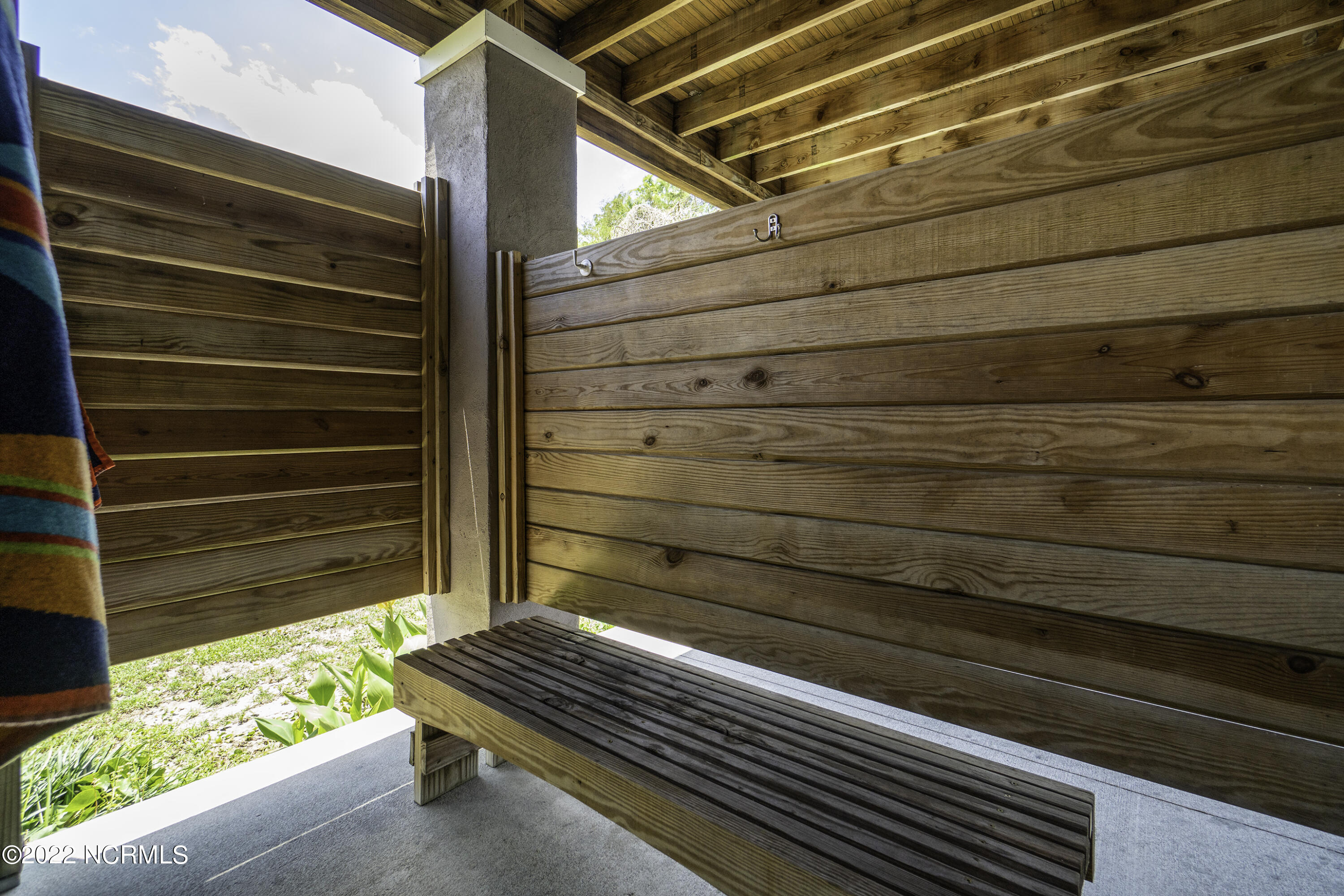 407 Riverside Drive New Bern, NC 28560 - Photo 54 of 78 Outdoor Shower