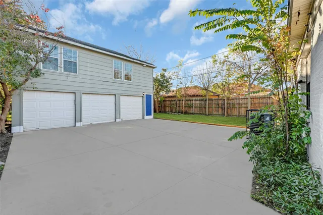 $1,249 | 1633 Fourcade Street, Unit C, Houston, TX 77023