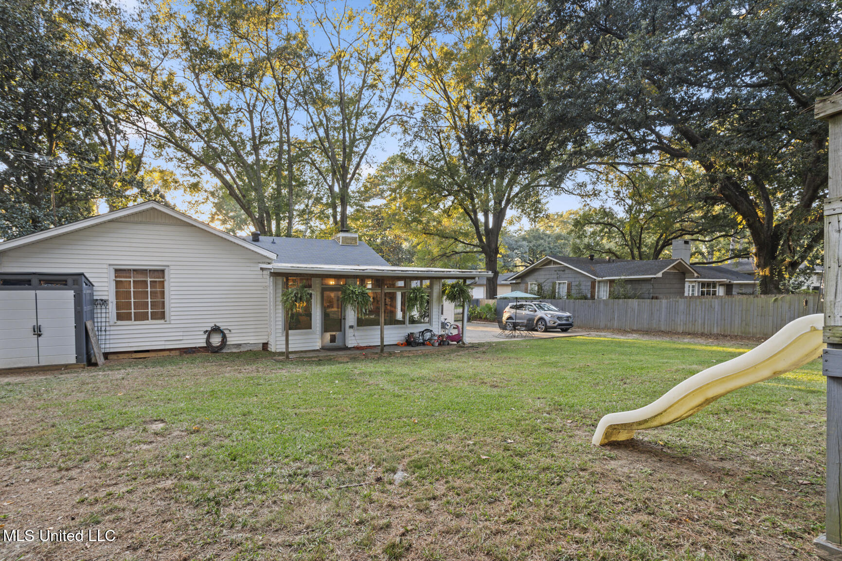 3726 Greenwich Street Jackson, MS 39216 - Photo 35 of 40 3726 Greenwich-34
