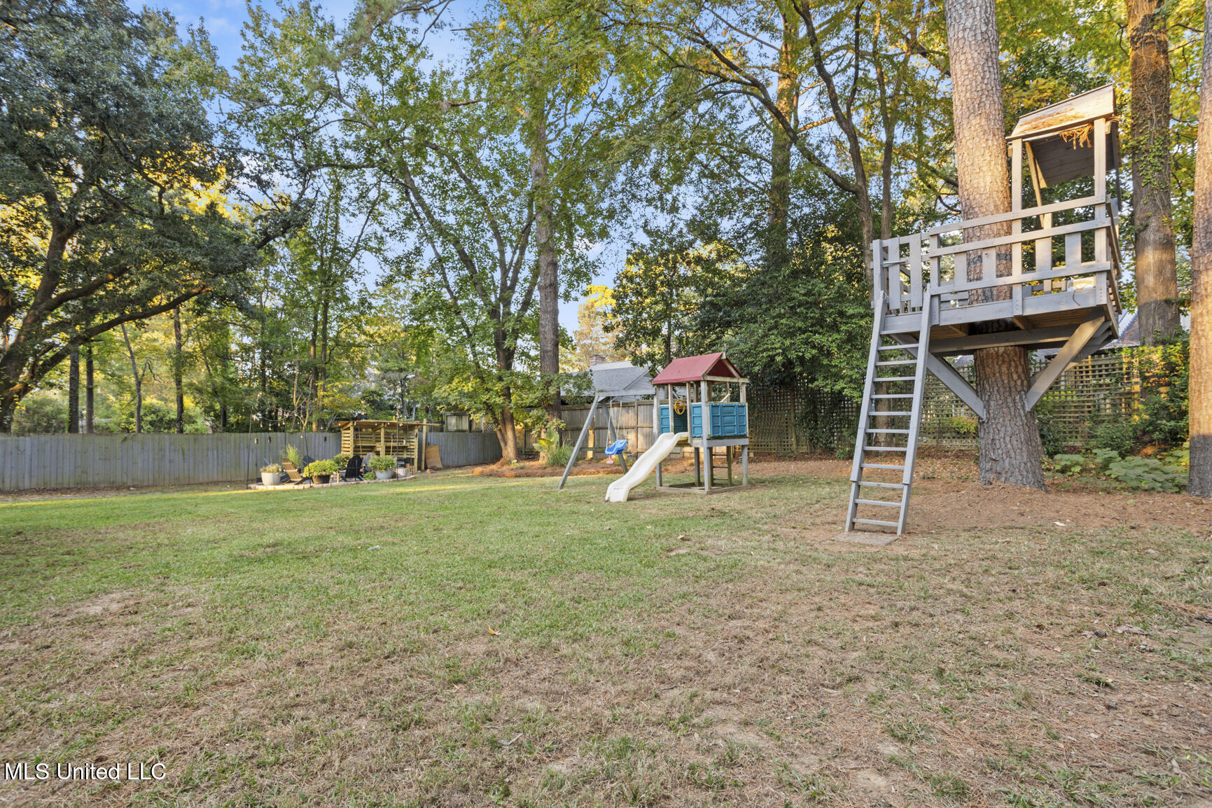 3726 Greenwich Street Jackson, MS 39216 - Photo 36 of 40 3726 Greenwich-35