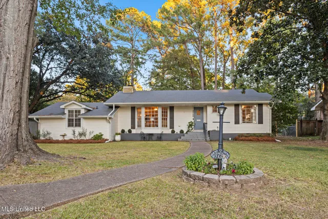 $298,000 | 3726 Greenwich Street, Jackson, MS 39216