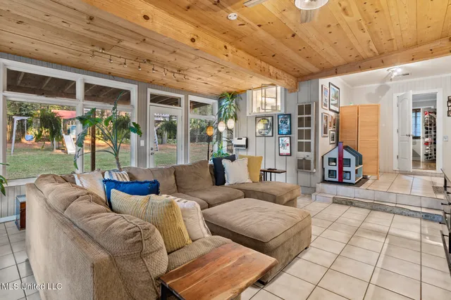 $298,000 | 3726 Greenwich Street, Jackson, MS 39216