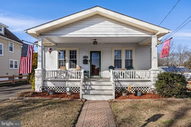 $399,900 | 840 Laurel Street, Delanco, NJ 08075