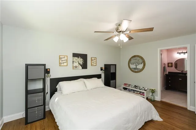 $359,900 | 5806 Stonehaven Drive Northwest, Kennesaw, GA 30152