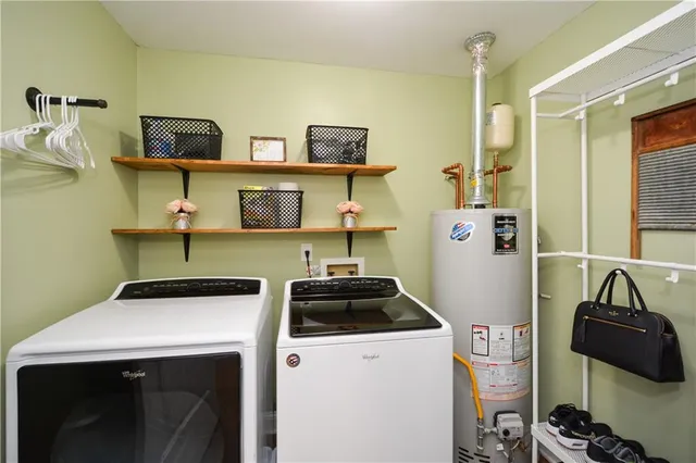 $359,900 | 5806 Stonehaven Drive Northwest, Kennesaw, GA 30152