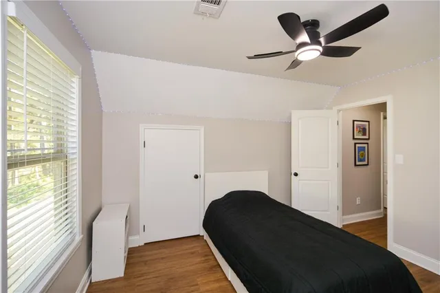 $359,900 | 5806 Stonehaven Drive Northwest, Kennesaw, GA 30152