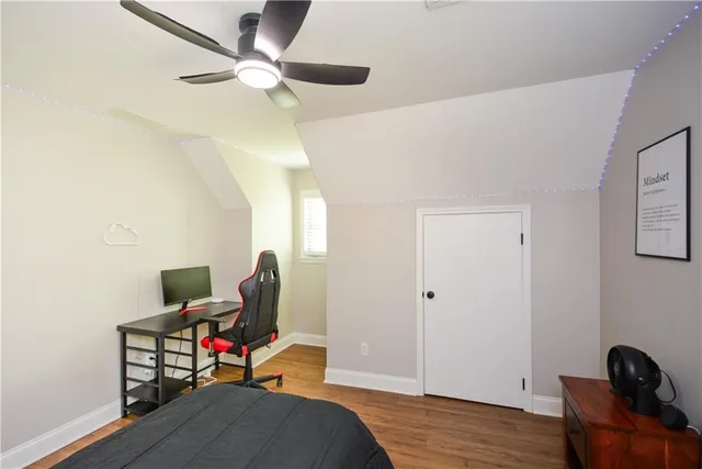 $359,900 | 5806 Stonehaven Drive Northwest, Kennesaw, GA 30152