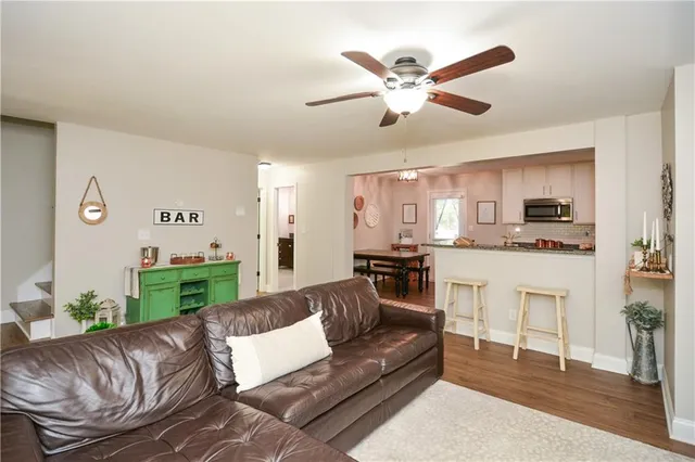 $359,900 | 5806 Stonehaven Drive Northwest, Kennesaw, GA 30152