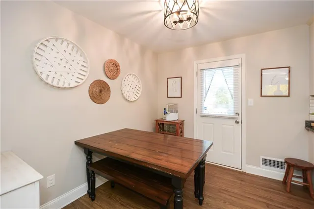 $359,900 | 5806 Stonehaven Drive Northwest, Kennesaw, GA 30152