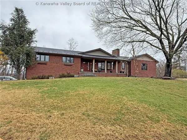 $949,000 | 1548 Skyline Road, Charleston, WV 25314