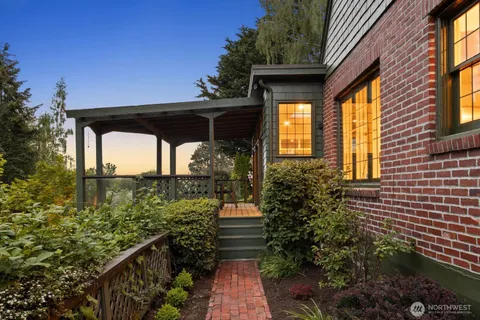 $1,650,000 | 1720 Knox Avenue, Bellingham, WA 98225
