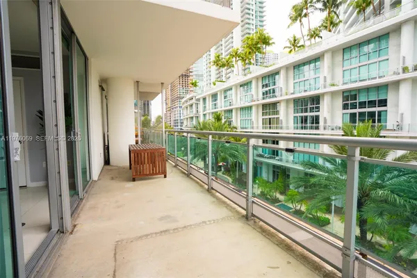$2,875 | 350 South Miami Avenue, Unit 511, Miami, FL 33130