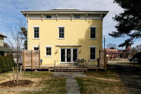 $1,250,000 | 110 Market Street, Saugerties, NY 12477