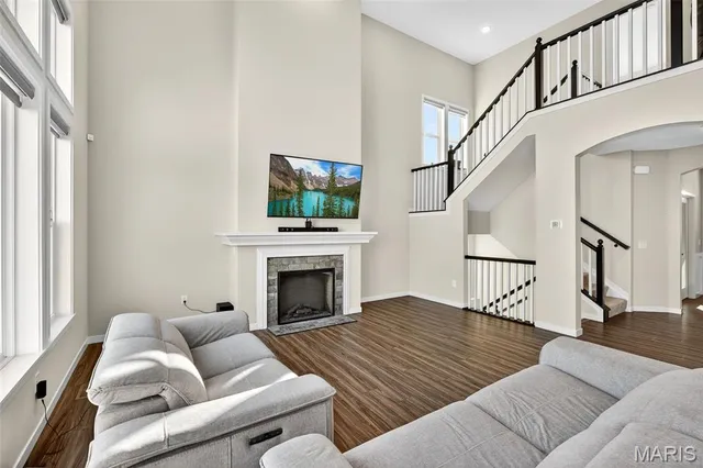 $665,000 | 434 Smithton Boulevard, O'Fallon, MO 63368