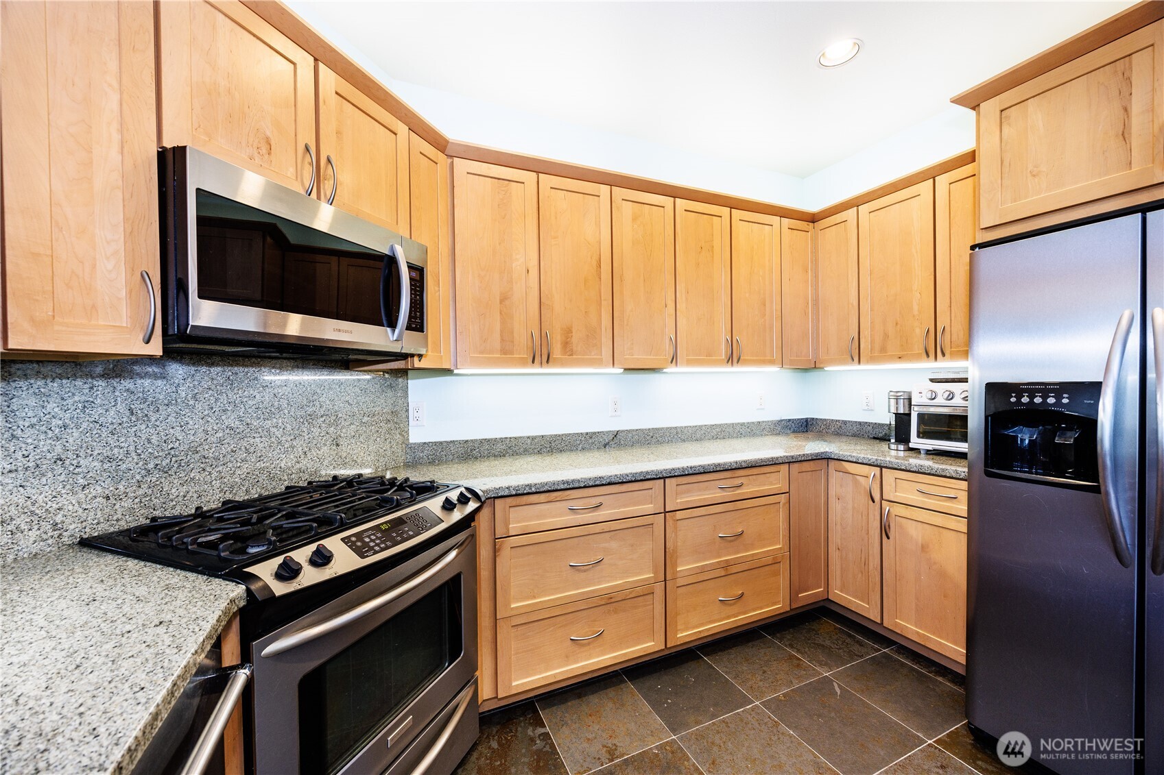 246 Shallow Shore Road Bellingham, WA 98229 - Photo 9 of 38 Gallery Image 9