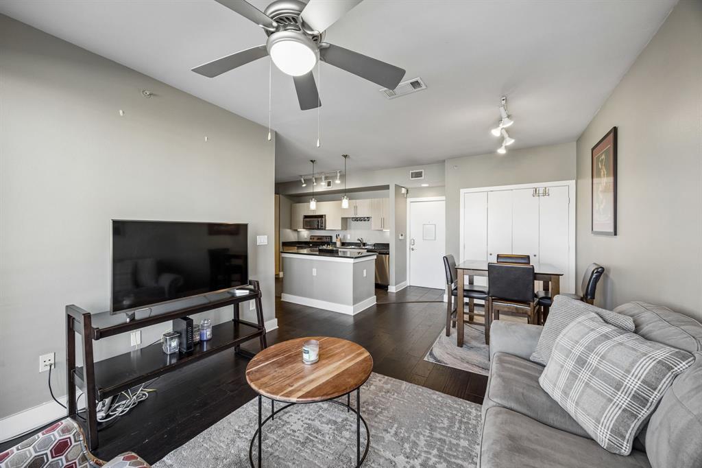 4605 Cedar Springs Road, Unit 218 Dallas, TX 75219 - Photo 6 of 39 Gallery Image 6